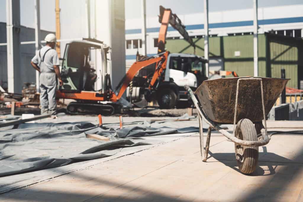 Mobile Equipment Safety: Practical Strategies to Protect Workers on the Jobsite